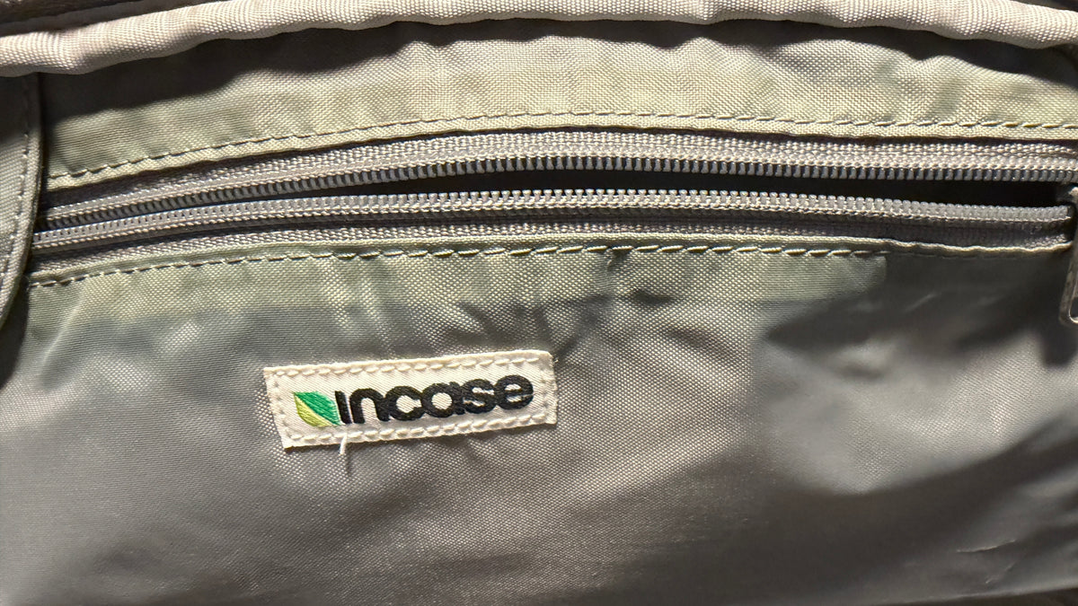 InCase Laptop Sling Vintage Y2K Era
