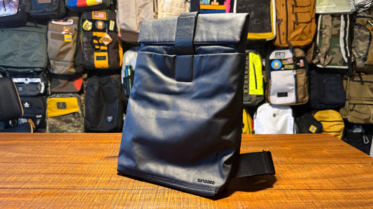 InCase Pathway Field Bag - Laptop/Tablet Sling