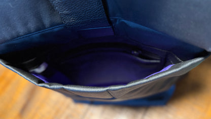 InCase Pathway Field Bag - Laptop/Tablet Sling