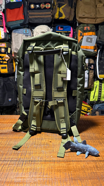 Dsptch Bookpack in Olive