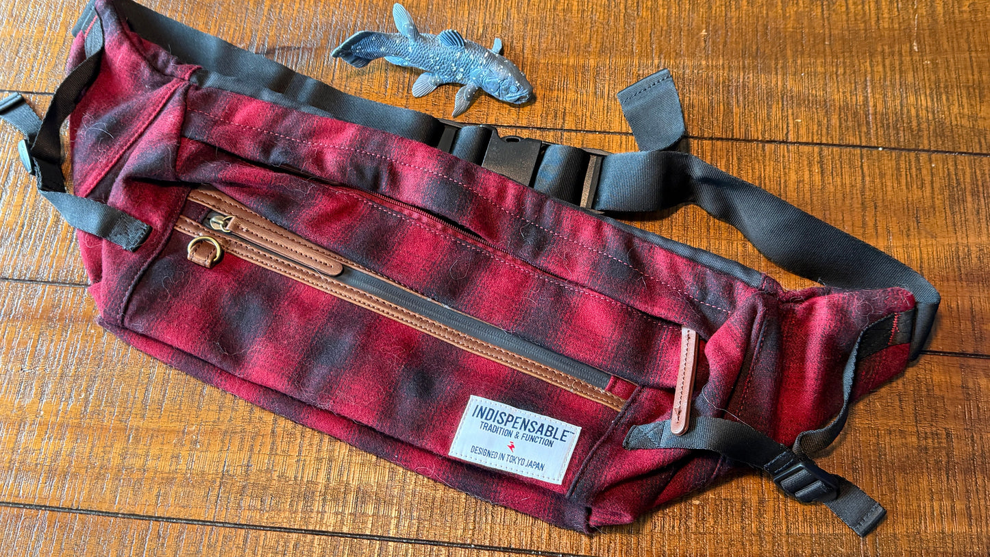 Indispensable Japan Large Crossbody Sling - Wool Plaid