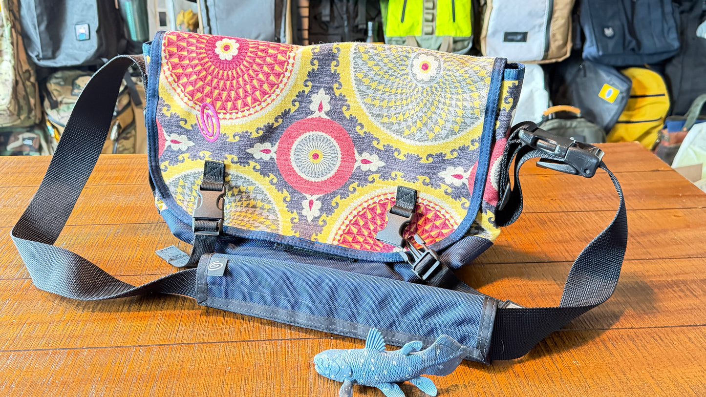 Amazing Timbuk2 Messenger - Vintage made in SF