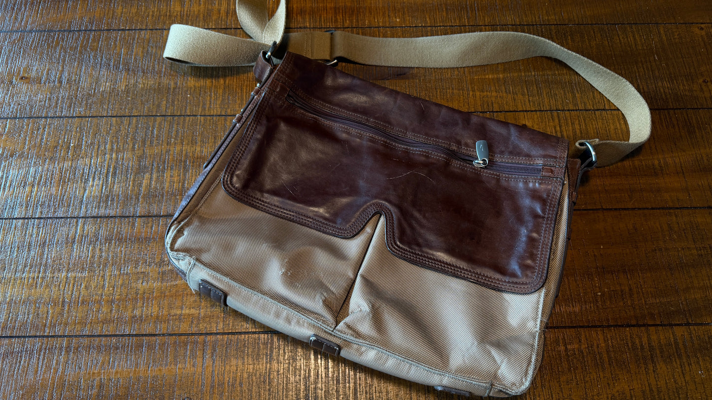 Really Nice Vintage Fossil Briefcase - Leather and Nylon.