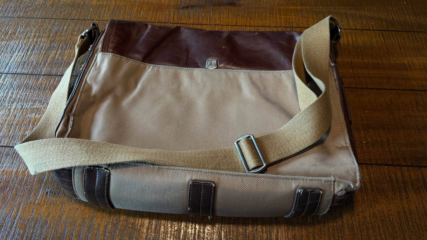 Really Nice Vintage Fossil Briefcase - Leather and Nylon.