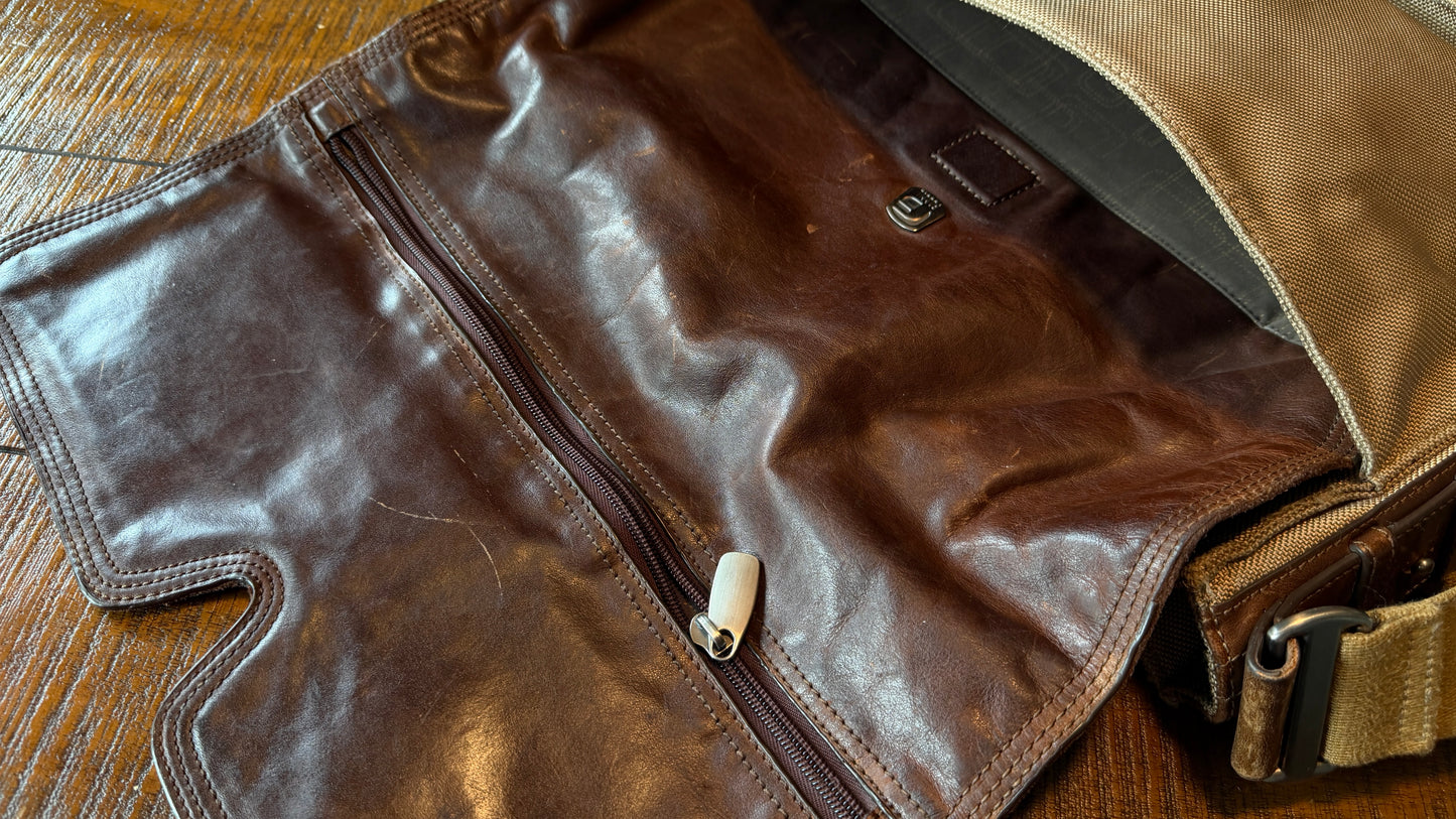 Really Nice Vintage Fossil Briefcase - Leather and Nylon.