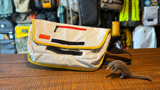 Timbuk2 Vintage Mini Messenger - Great colorway