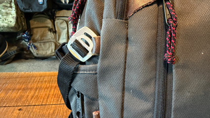 Vintage Jansport Backpack - Unsure of Model