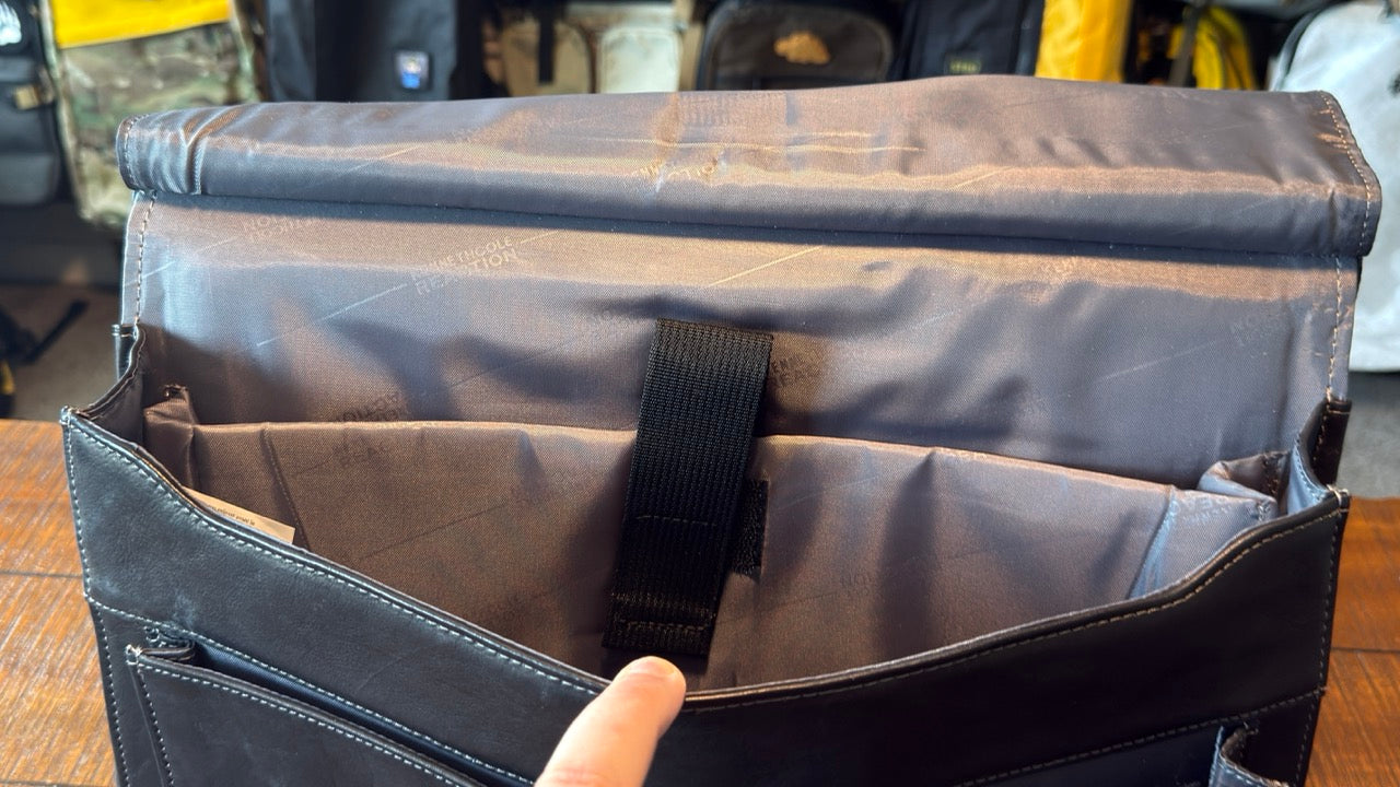Kenneth Cole Leather Briefcase - Black